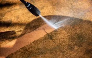 How to Clean Oil Stains from Concrete with a Concrete Cleaner